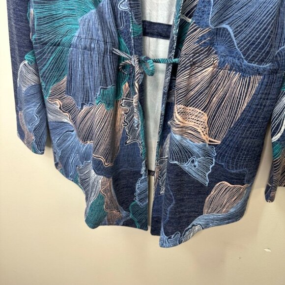 Chico’s Flowing Petals Lightweight Open Front Mermaid Print Jacket Size Small - Picture 8 of 16